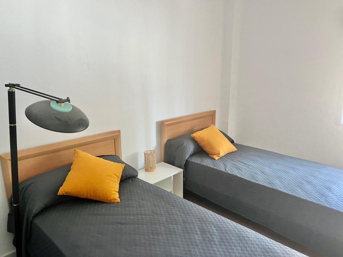 Апартаменти Apartamento Miralmar Аліканте Екстер'єр фото